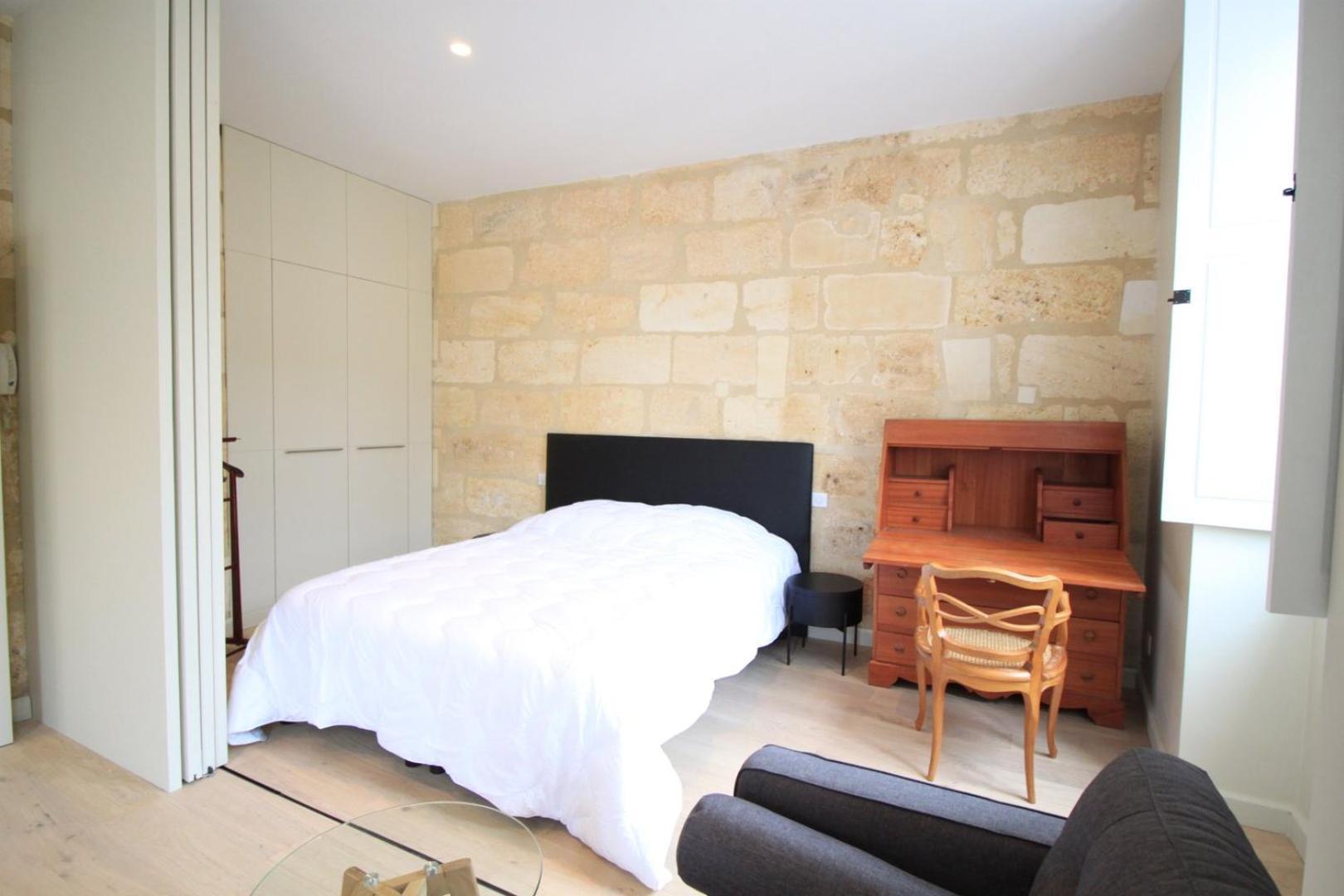 Guestready - Charming Apt In Place De La Comedie Apartman Bordeaux Kültér fotó